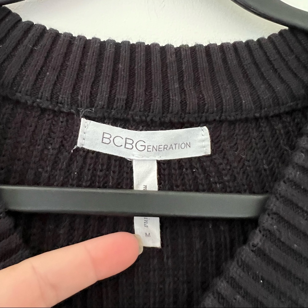 bcbgeneration | black color block sweater medium - Picture 3 of 4